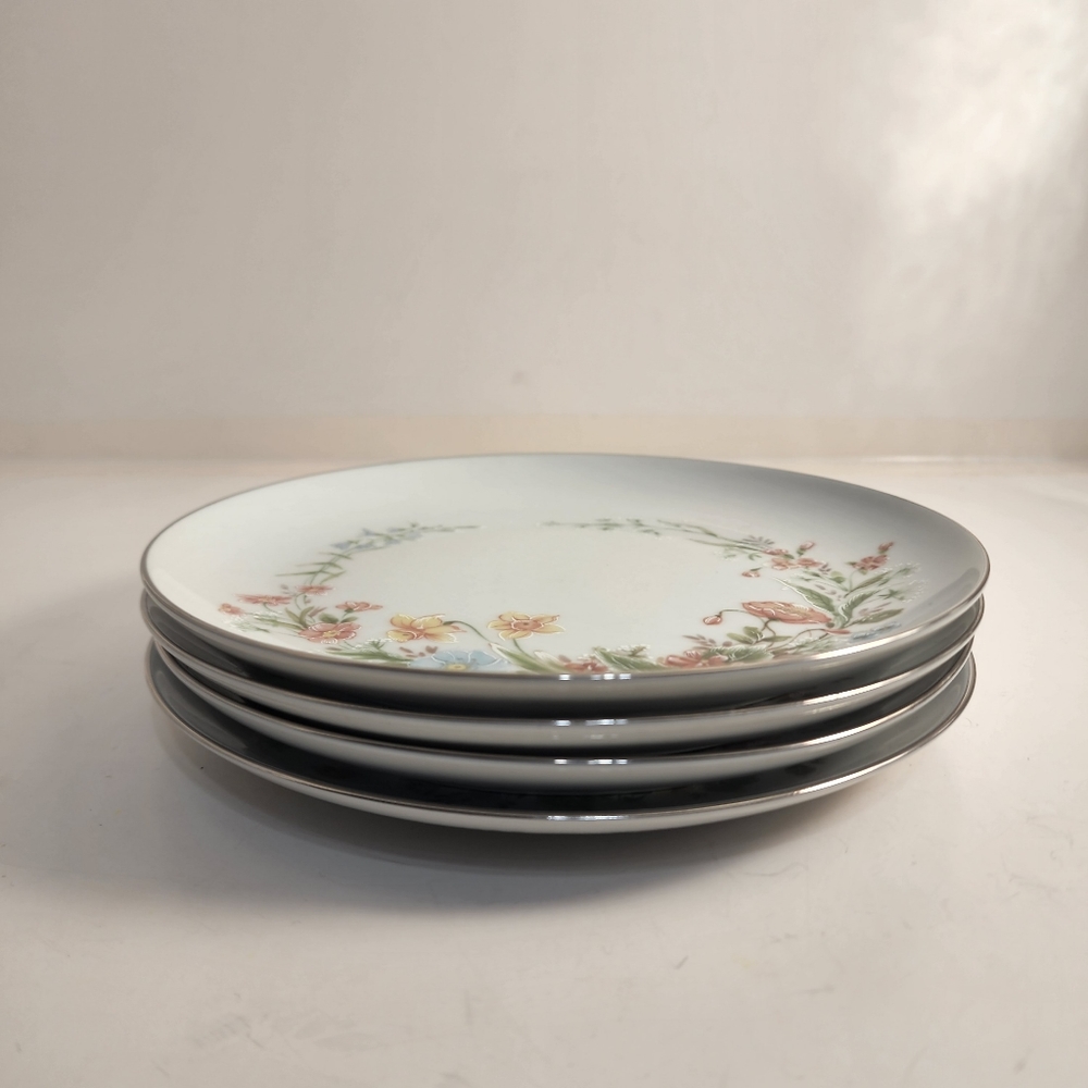 Premiere Fine China Berkshire salad plates - Picture 2 of 6